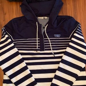 Great Condition LL Bean Women’s Size L Long Sleeve Striped Hoodie